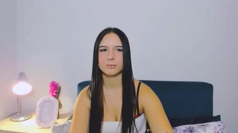 taliasensitive online show from November 19, 5:57 pm