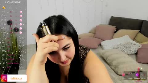 Snapshot of talla_la chatting on January 29, 10:16 am Talla online show from January 29, 10:16 am