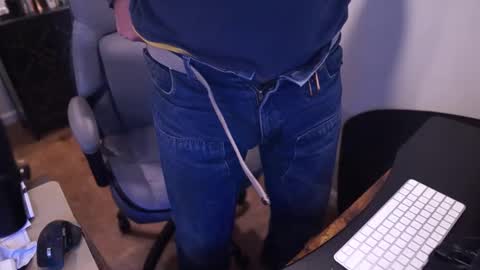 Snapshot of tallguy4unow chatting on January 12, 6:13 pm tallguy4unow online show from January 12, 6:13 pm