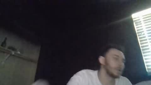 Snapshot of tallhungcloudy chatting on May 19, 8:26 pm tallhungcloudy online show from May 19, 8:26 pm
