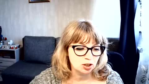 Snapshot of talli_x chatting on July 18, 11:47 am Talli online show from July 18, 11:47 am