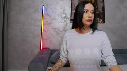 Tallida online show from November 16, 8:36 pm