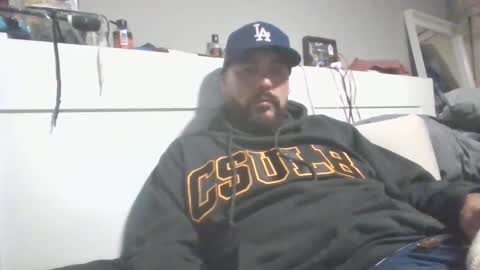 talllatino310 online show from December 31, 8:37 am