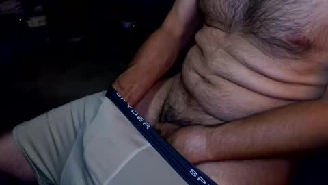 Snapshot of talltannhandsome chatting on May 2, 10:31 am talltannhandsome online show from May 2, 10:31 am