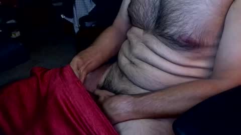 Snapshot of talltannhandsome chatting on May 23, 11:58 am talltannhandsome online show from May 23, 11:58 am