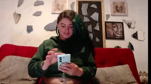 Snapshot of tamara_reyna chatting on June 8, 7:58 pm Tammy Modelo independiente YEAH online show from June 8, 7:58 pm