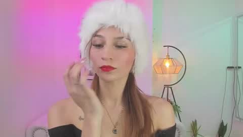Snapshot of tamara_slimx chatting on February 5, 3:45 am Tamara online show from February 5, 3:45 am
