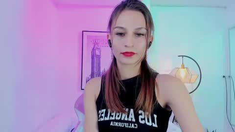 Snapshot of tamara_slimx chatting on February 26, 3:42 am Tamara online show from February 26, 3:42 am
