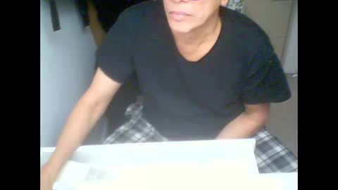 Snapshot of tamedboy chatting on November 3, 3:24 pm Tamedboy online show from November 3, 3:24 pm