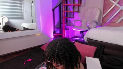 TAMI online show from April 7, 9:04 pm