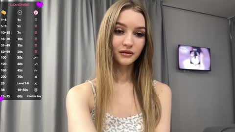 Snapshot of tammieprotano chatting on April 24, 12:40 pm Melissa online show from April 24, 12:40 pm