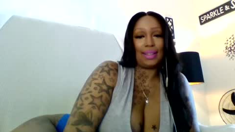 Snapshot of tammygold chatting on July 7, 6:12 pm Tammygold online show from July 7, 6:12 pm