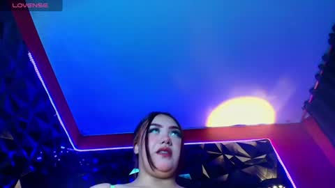 Snapshot of tammysutra chatting on July 14, 8:03 pm Tammy sutra online show from July 14, 8:03 pm