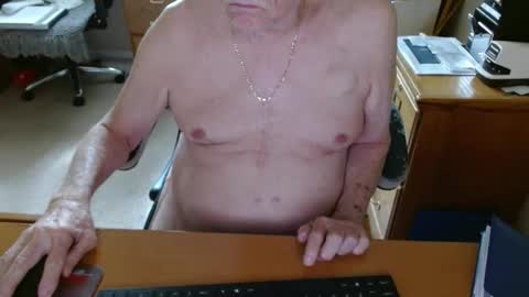 Snapshot of tampaman345 chatting on May 2, 1:49 pm tampaman345 online show from May 2, 1:49 pm