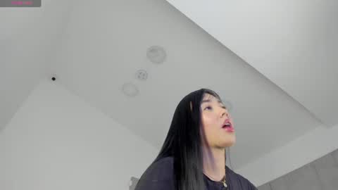 Tamy Leen online show from June 24, 10:03 am
