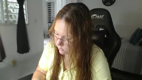 Im Samy online show from February 21, 7:04 pm