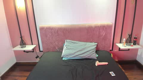 Snapshot of tania_fontana chatting on January 16, 3:56 am tania_fontana online show from January 16, 3:56 am