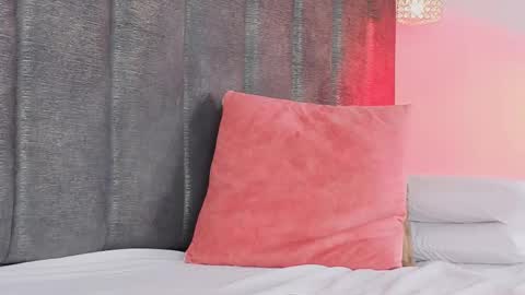 Tania Dias online show from March 19, 7:29 pm