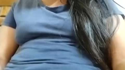 taniya_roy4628 online show from March 29, 3:45 pm