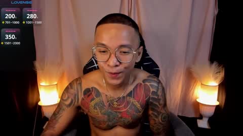 Snapshot of tannedskinmatty chatting on February 2, 11:21 pm Matty online show from February 2, 11:21 pm