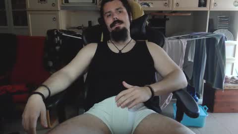 Snapshot of tantra_man_yogi chatting on May 22, 10:43 am Tantra Man Yogi online show from May 22, 10:43 am