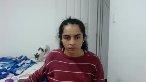 Snapshot of tantricroots chatting on January 15, 2:27 am Angeline Follow online show from January 15, 2:27 am