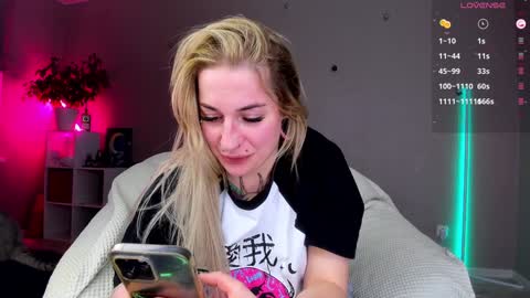 Snapshot of tanya_acid chatting on January 10, 10:36 pm Tanya acid       online show from January 10, 10:36 pm
