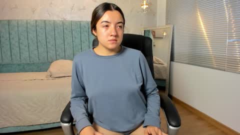 Snapshot of tara_parker chatting on February 26, 1:32 pm Tara online show from February 26, 1:32 pm