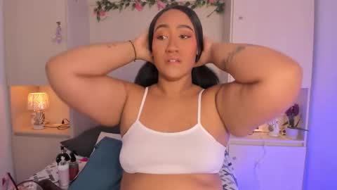  T A R A  online show from March 7, 4:42 am