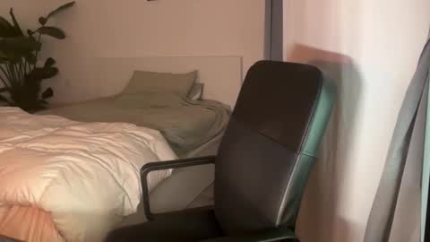 tarquit8 online show from March 22, 6:55 pm