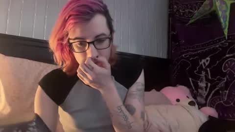 Tarrow online show from March 8, 10:24 pm