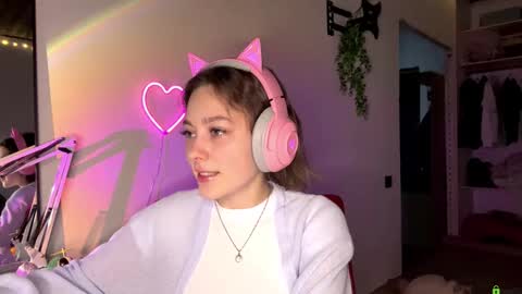 Snapshot of tashajovich chatting on February 16, 10:17 pm Darlin online show from February 16, 10:17 pm