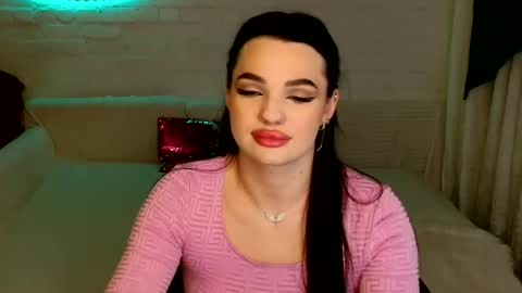 Snapshot of tasty_babyy chatting on February 18, 3:43 pm tasty_babyy online show from February 18, 3:43 pm