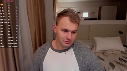 My shows 2100500 UTC3 online show from December 8, 10:47 pm