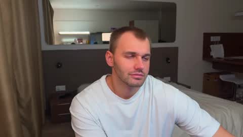 My shows 2100500 UTC3 online show from November 7, 3:28 am