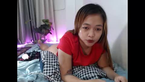 Snapshot of tastyardelinex chatting on May 11, 4:04 pm tastyardelinex online show from May 11, 4:04 pm