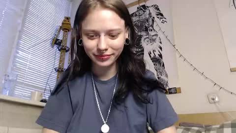 tata__goth_ online show from March 11, 11:27 am