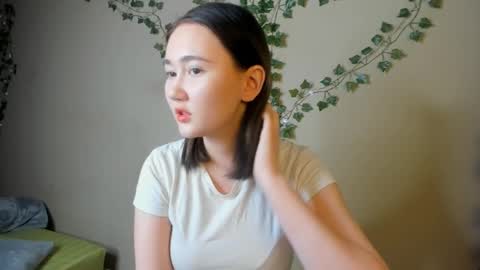 Lizzy online show from February 8, 3:52 am