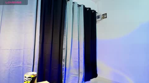 Snapshot of tatiana1004 chatting on March 11, 4:54 am tatiana1004 online show from March 11, 4:54 am