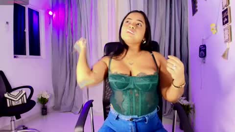 Snapshot of tatiana1004 chatting on October 7, 5:37 am tatiana1004 online show from October 7, 5:37 am