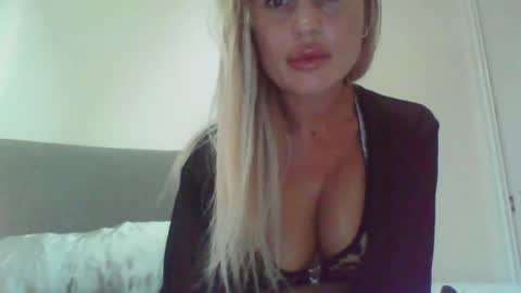 tatiana19988 online show from July 25, 7:00 pm