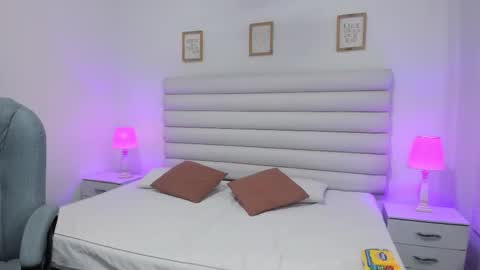 Snapshot of tatiana_arboleda chatting on February 6, 3:22 am tatiana_arboleda online show from February 6, 3:22 am