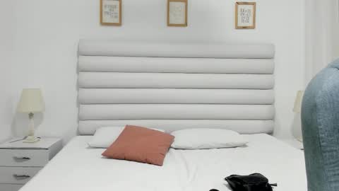 Snapshot of tatiana_arboleda chatting on February 8, 2:15 am tatiana_arboleda online show from February 8, 2:15 am