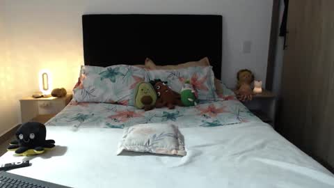 tatiana_monteros online show from April 16, 10:49 am