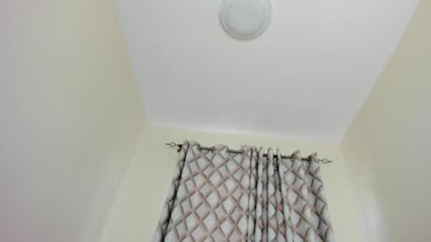 Snapshot of tatiana_storm chatting on February 2, 9:30 am tatiana_storm online show from February 2, 9:30 am