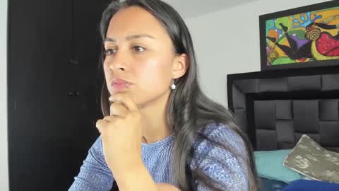 Tati online show from February 25, 3:49 pm