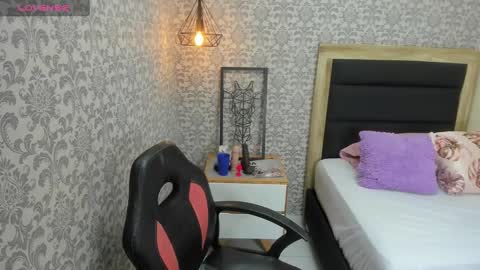 T A T I  online show from January 11, 12:29 pm