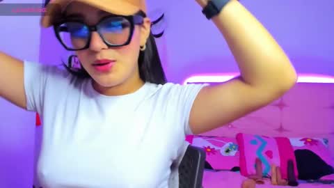 Snapshot of tatissdeliciuss chatting on December 13, 1:37 am Tatiss online show from December 13, 1:37 am