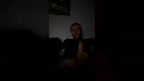 tattdaddy9393 online show from June 20, 7:00 am