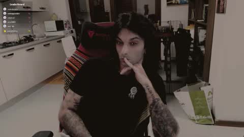 tattedfit online show from December 14, 9:08 pm